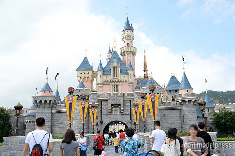 画像10 14 香港ディズニーランド10周年イベント開幕 ミッキー ミニーら登場のセレモニー 新花火ショー初お披露目で盛大に モデルプレス