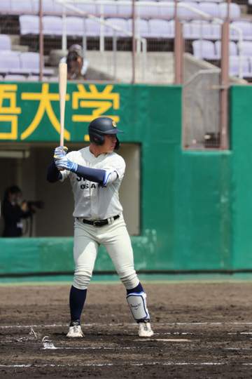 プロ注目の大商大・春山が今季初スタメンで2安打1盗塁 星野は4安打完封