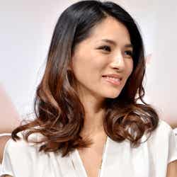 野波麻帆