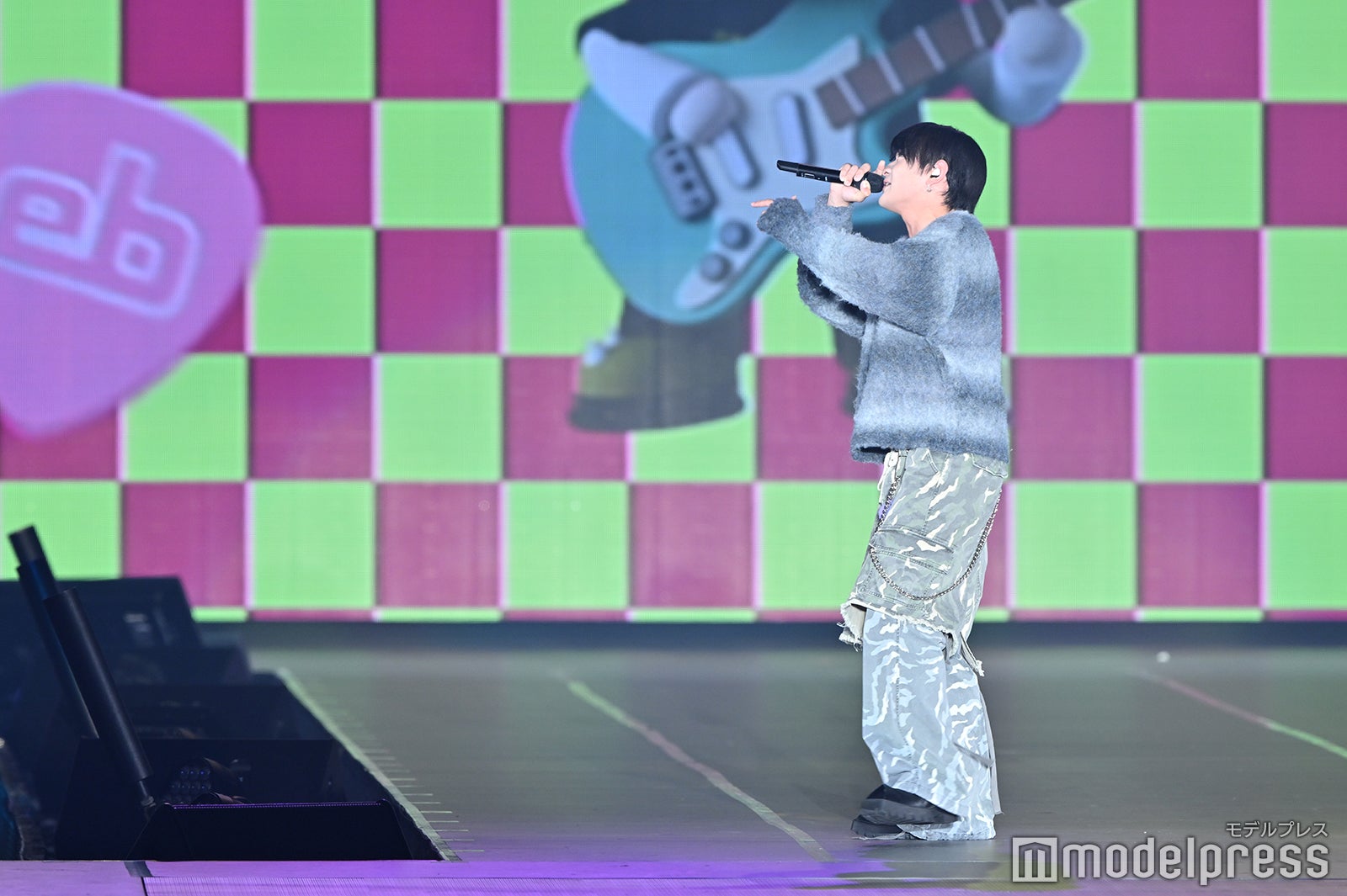 （C）モデルプレス