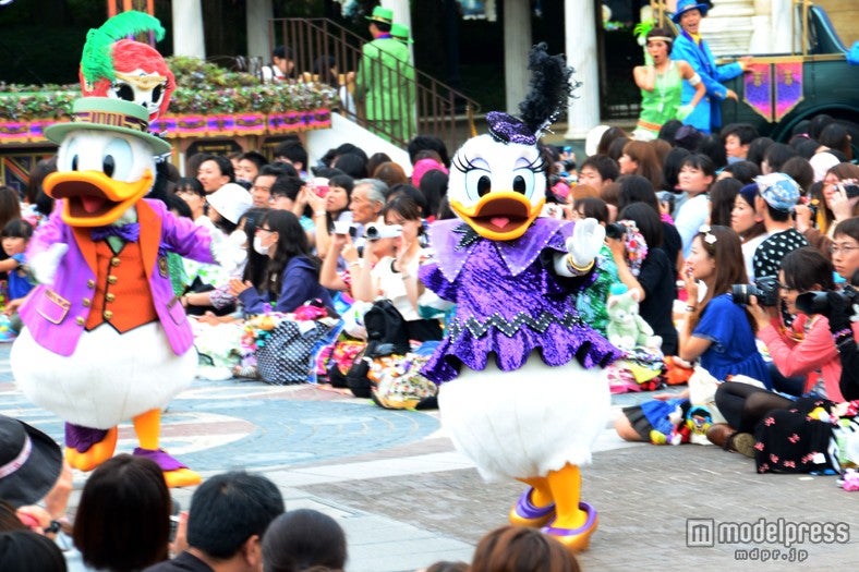 「ニューヨーク・ハロウィーン・フォリーズ」ドナルド、デイジー