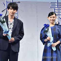 映画『青くて痛くて脆い』公開直前イベントに登壇した（左から）吉沢亮、杉咲花 （C）モデルプレス
