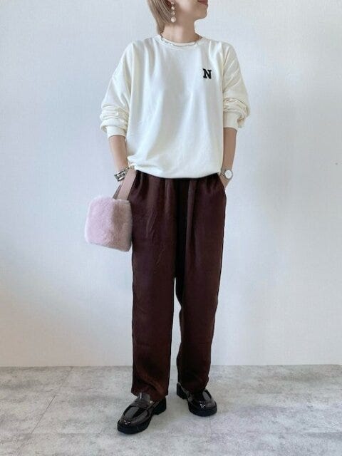 スウェット　コーデ