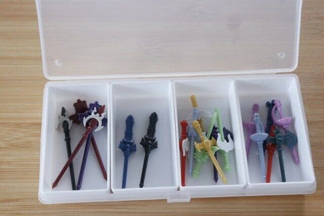 ダイソー　ケースandケース（4分割）