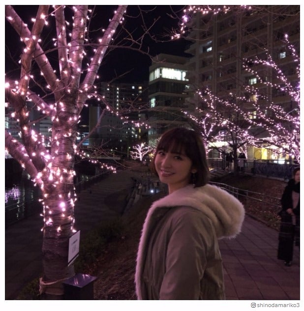 篠田麻里子、“彼女感”満載ショットに「デートなうに使いたい」の声