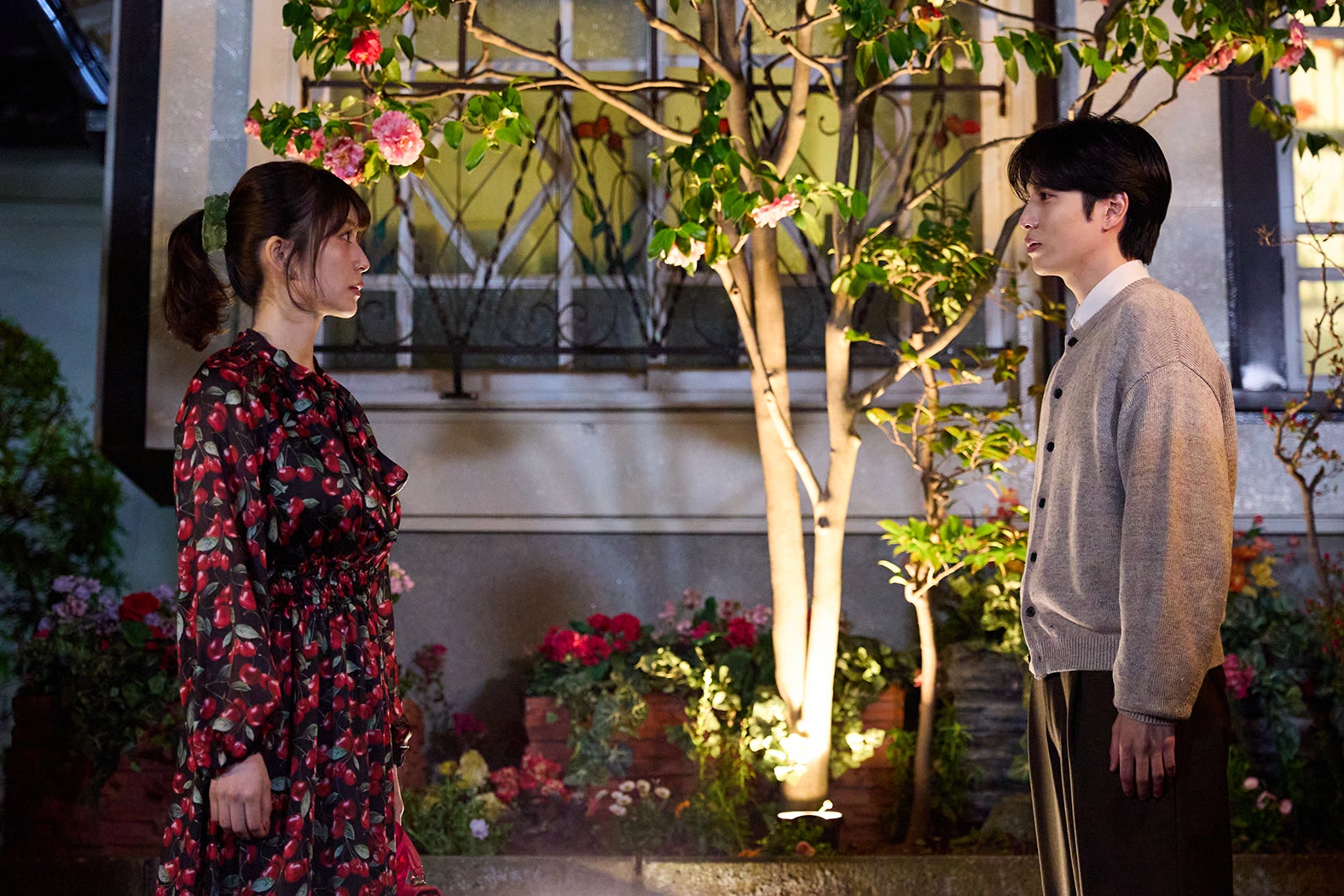 長濱ねる、志尊淳「10回切って倒れない木はない」第4話（C）日本テレビ