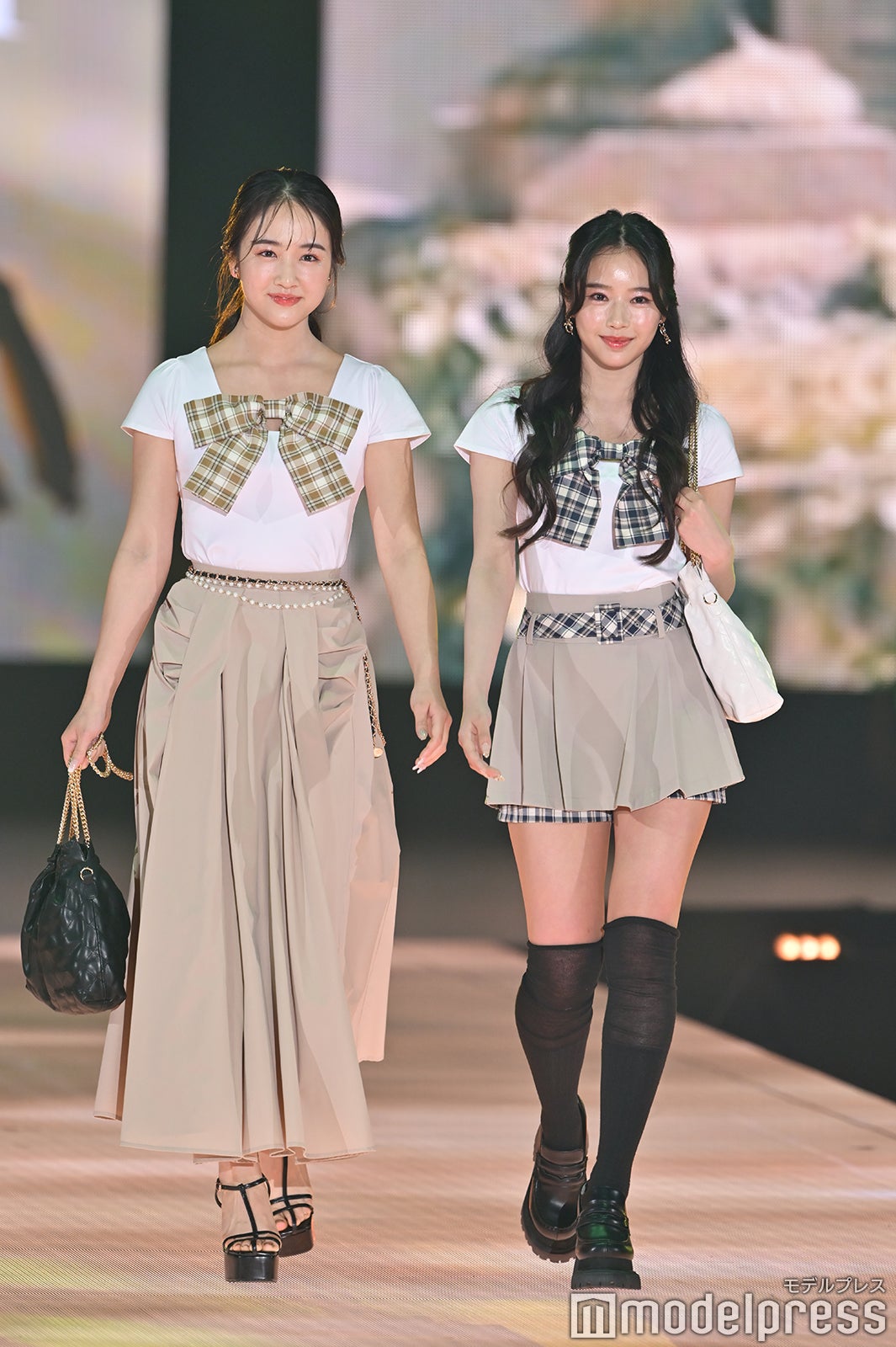 天翔愛、天翔天音（C）モデルプレス