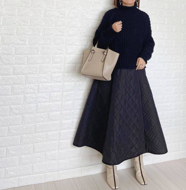 黒ロングフレアスカート 黒