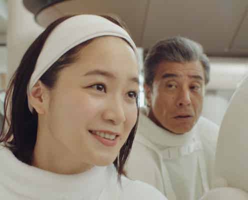 深川麻衣、人生初の着ぐるみ姿に 共演者と絶妙コンビネーション