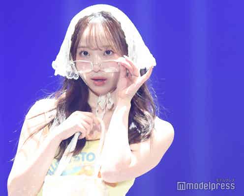 上智大卒・かとゆり、ほっそり二の腕輝くキャミ姿 メガネ外しにドキッ【サツコレ2025S/S】