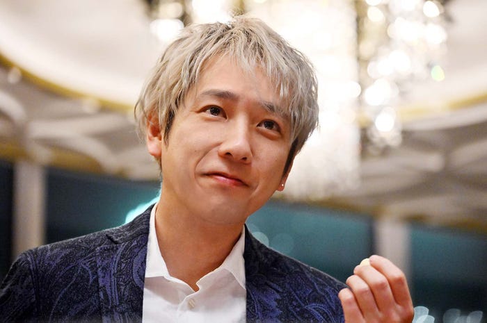 二宮和也「ブラックペアン シーズン2」第1話より(C)TBS