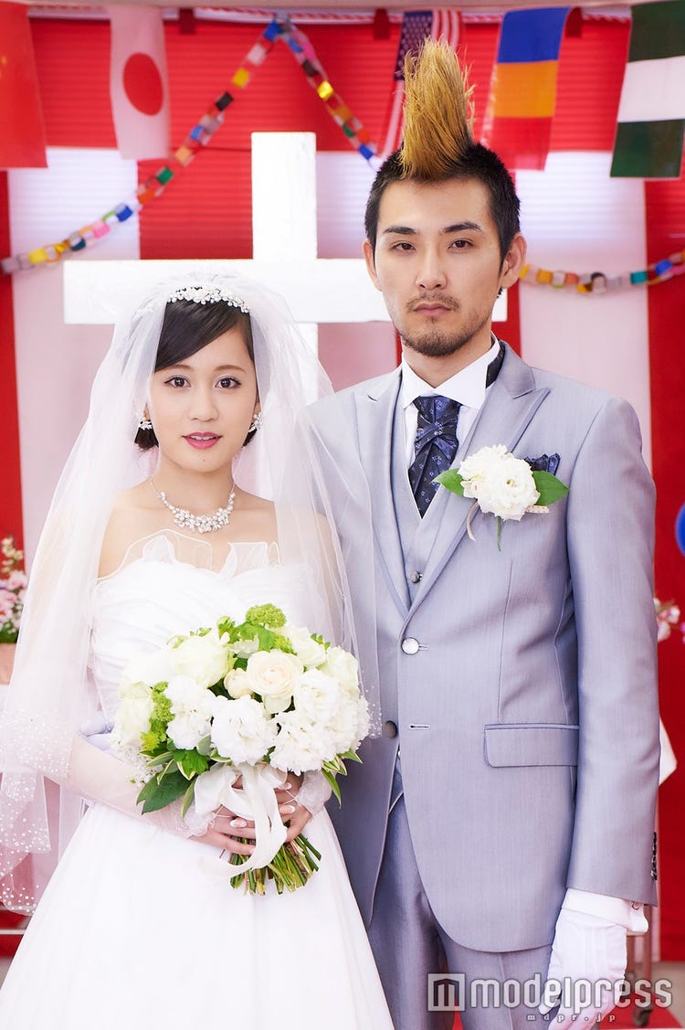 前田敦子 妊婦のウエディング姿を初披露 松田龍平と初バージンロード モデルプレス 前田敦子 妊婦のウエディング姿を初披露 松田龍平と初バージンロード モデルプレス