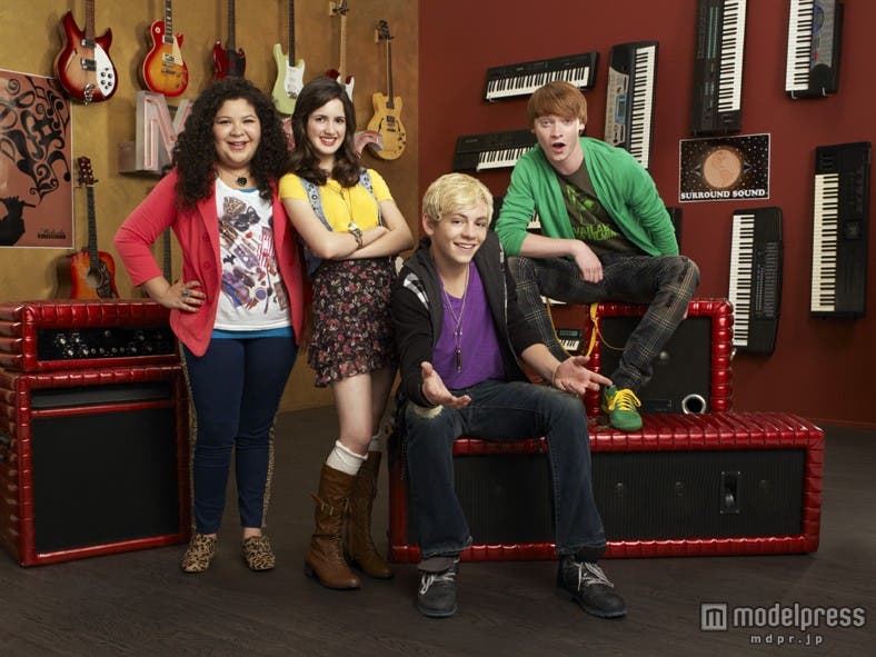 「オースティン&アリー」/(c)Disney