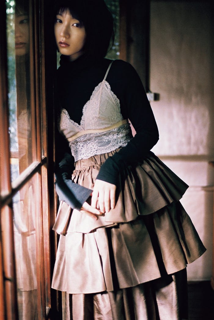 吉岡里帆/「bis」1月号より(C)光文社