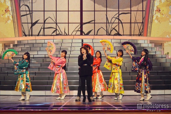 香西かおり ももクロ 笑顔で豪華共演 オリジナル振り付けも 紅白リハ モデルプレス 香西かおり ももクロ 笑顔で豪華共演 オリジナル振り付けも 紅白リハ モデルプレス