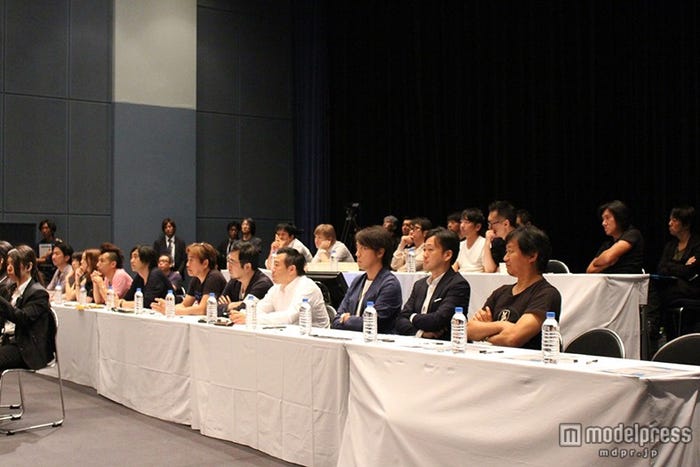 トッププロデューサー陣がズラリと勢揃いで審査/福岡オーディションの様子