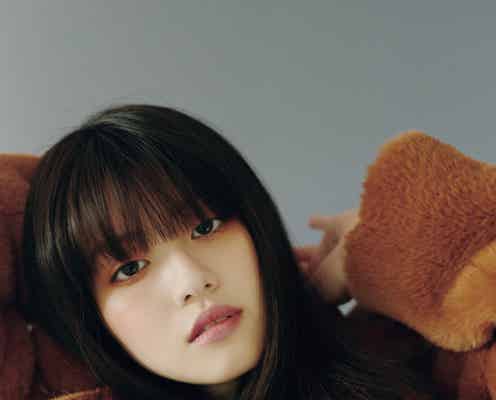 今田美桜、前髪を下ろしたレアな姿披露 秋ファッションで魅了
