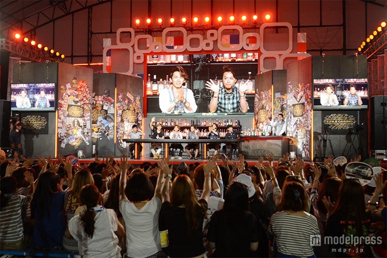 EXILE TRIBE登場で3000人殺到　メンバー同士の対決に“生チャレンジ”…お台場に黄色い歓声が響く