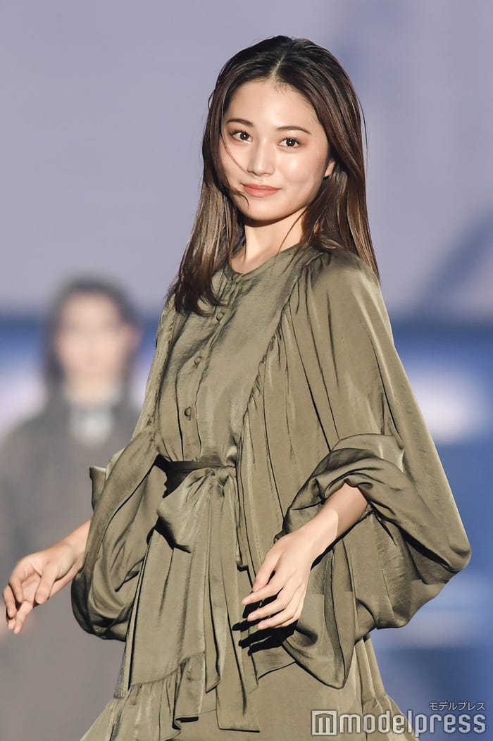 浪花ほのか(C)モデルプレス