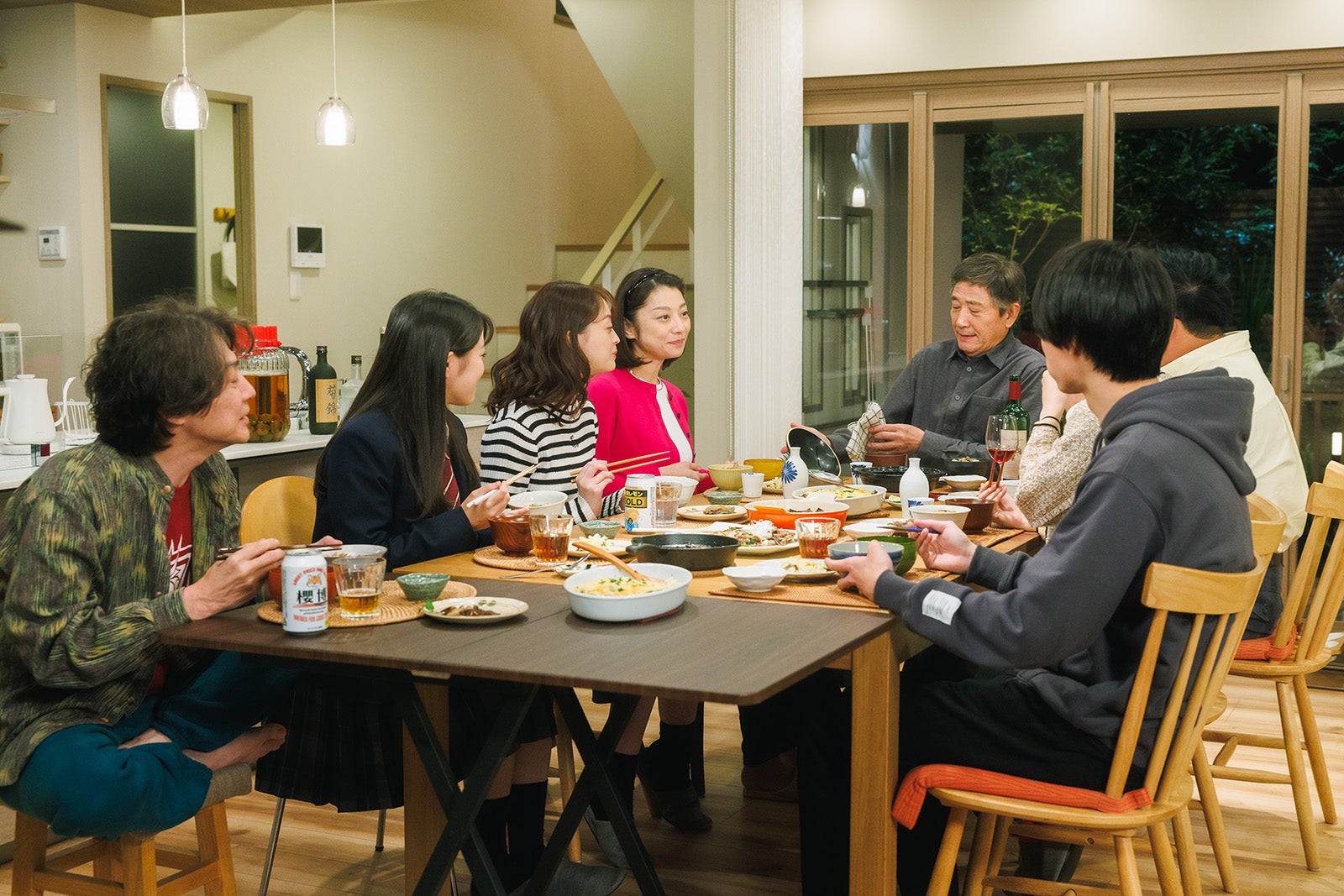 吉岡秀隆、小池栄子、小林薫、作間龍斗ら「コタツがない家」第5話より（C）日本テレビ