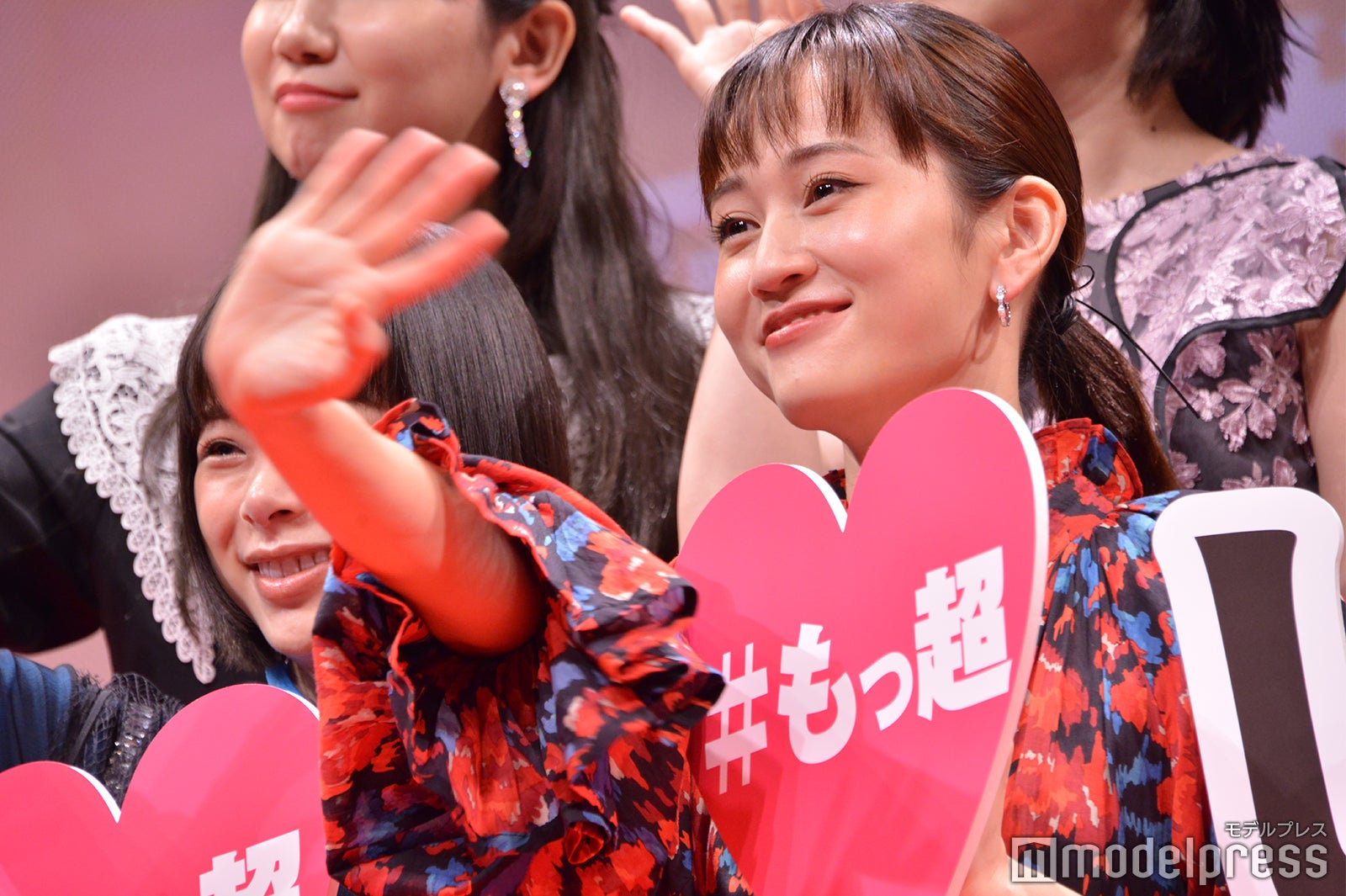 趣里、前田敦子 （C）モデルプレス