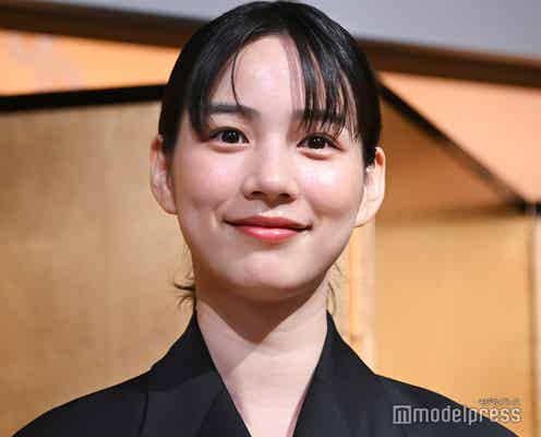 のん“あみあみ”衣装で美ボディ際立つ写真公開「まるで女神の降臨」「流石」の声