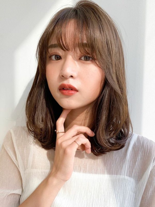 人気のオリーブ系ヘアカラー15選 大人のこなれ感を演出できるおすすめの髪色 モデルプレス