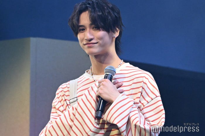 crhug(C)モデルプレス