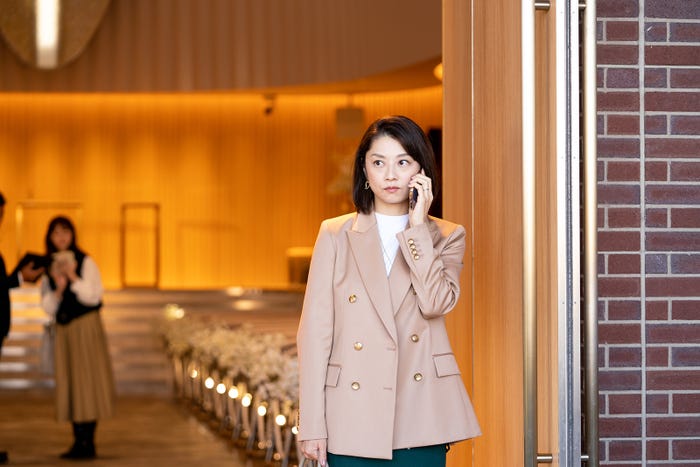 小池栄子「コタツがない家」第1話より(C)日本テレビ