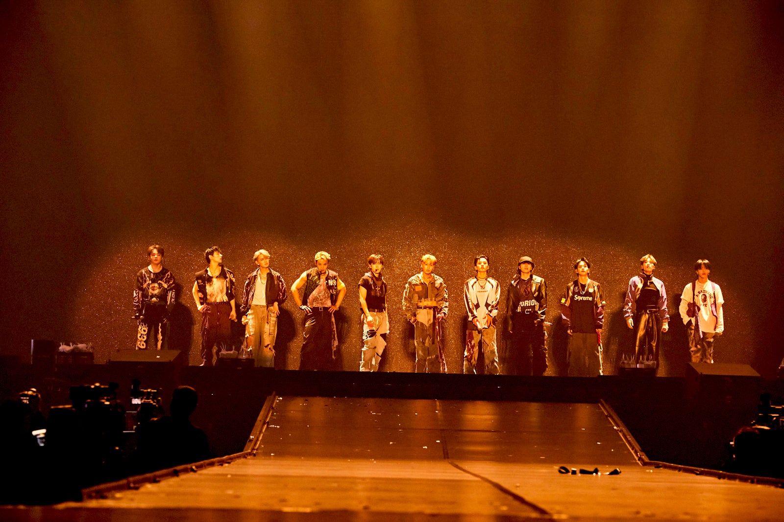 JO1（C）LAPONE Entertainment