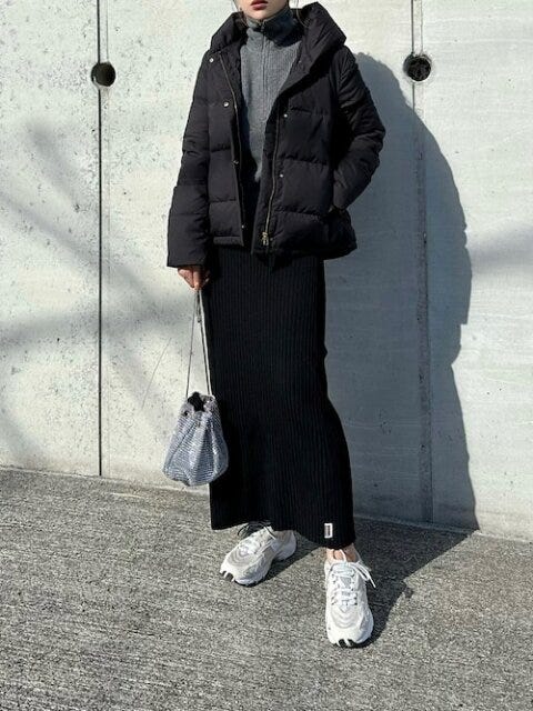 リブスカート 冬におすすめの黒スカートコーデ