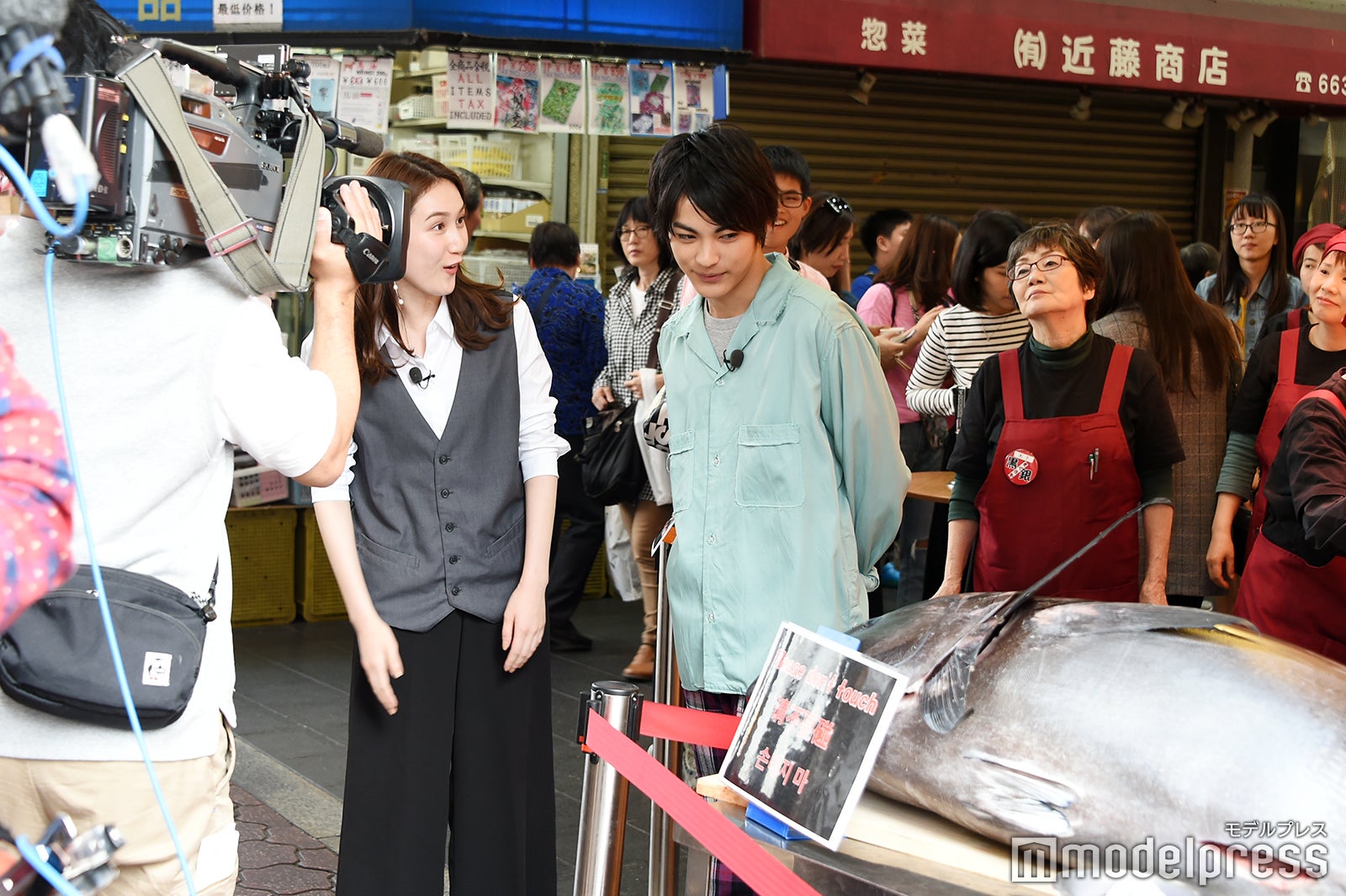 神尾楓珠、小林美稀リポーター（C）モデルプレス