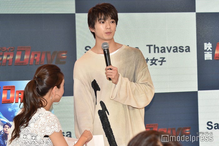新田真剣佑(C)モデルプレス