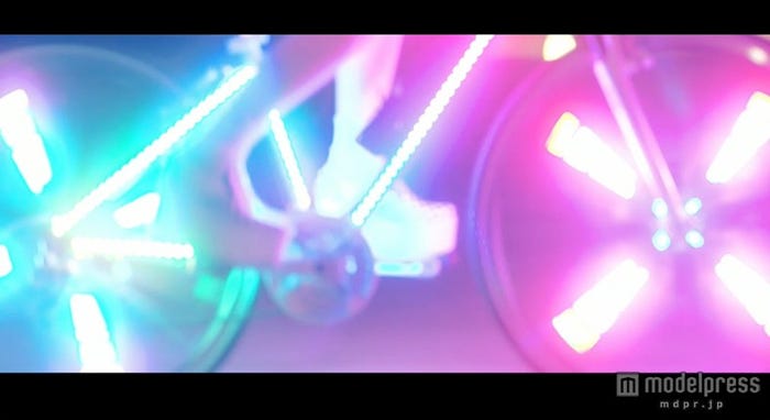 大塚愛/最新ミュージックビデオ「LOVE FANTASTIC」より