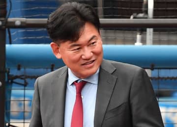 楽天CEO三木谷氏 大臣登用について「民間の優秀な専門性の高い人材を」、米国の政治任用制度に言及→「財務省を指揮して」「自社の事業に力を」の声