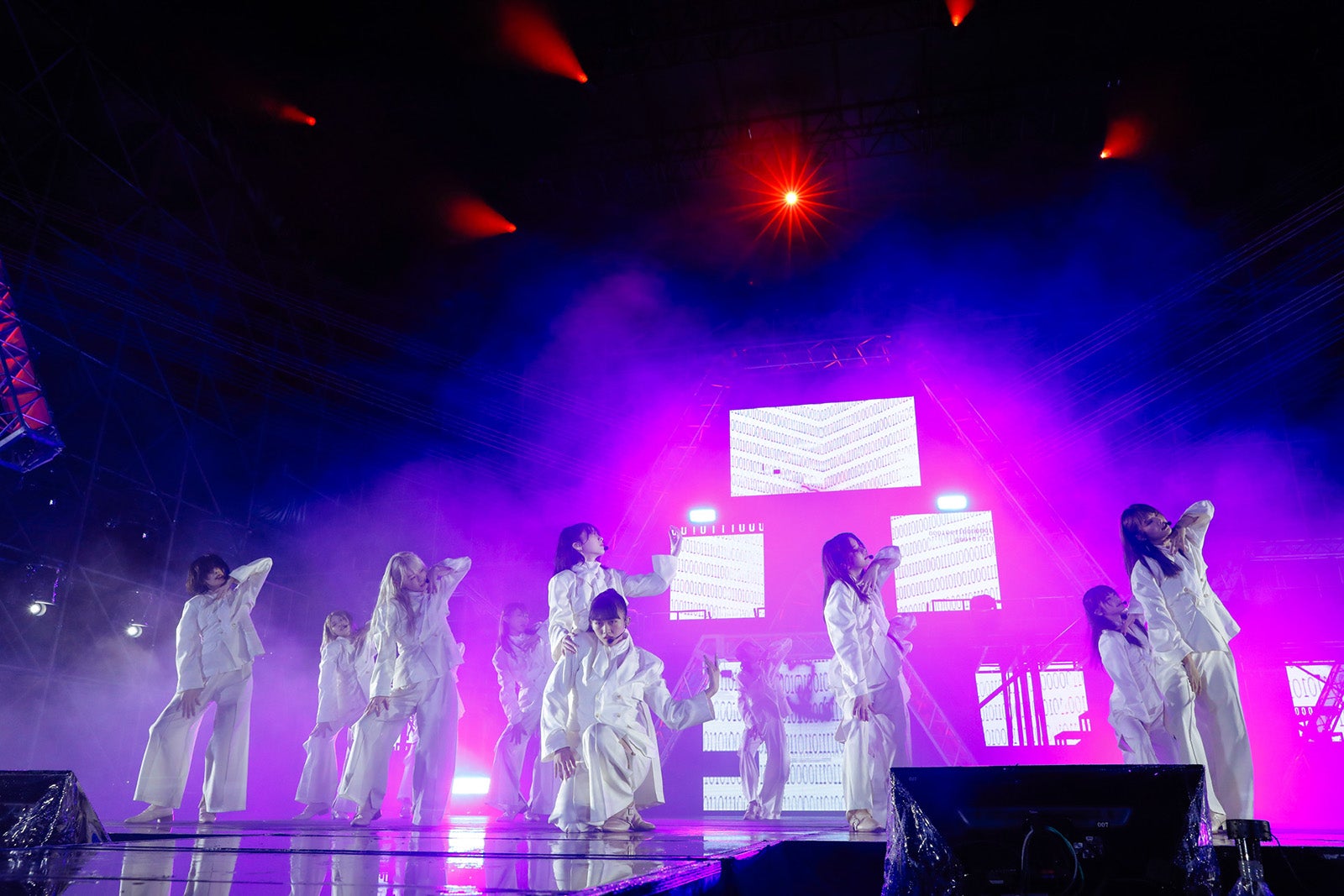 櫻坂46卒業の尾関梨香＆原田葵が涙 念願の「W-KEYAKI FES」開催