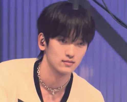 「4歳から家族バンドで活動」「福祉活動もしてきた」異例の経歴を持つイケメンドラマ―が話題、ステージではお祈りタイムも