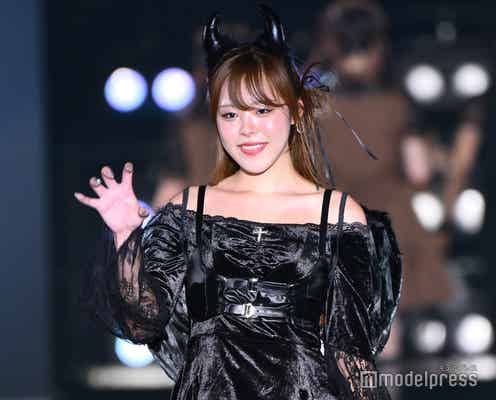 YouTuberになに、赤ノースリーブドレス姿で美肌全開「色っぽい」「腕細くて綺麗」