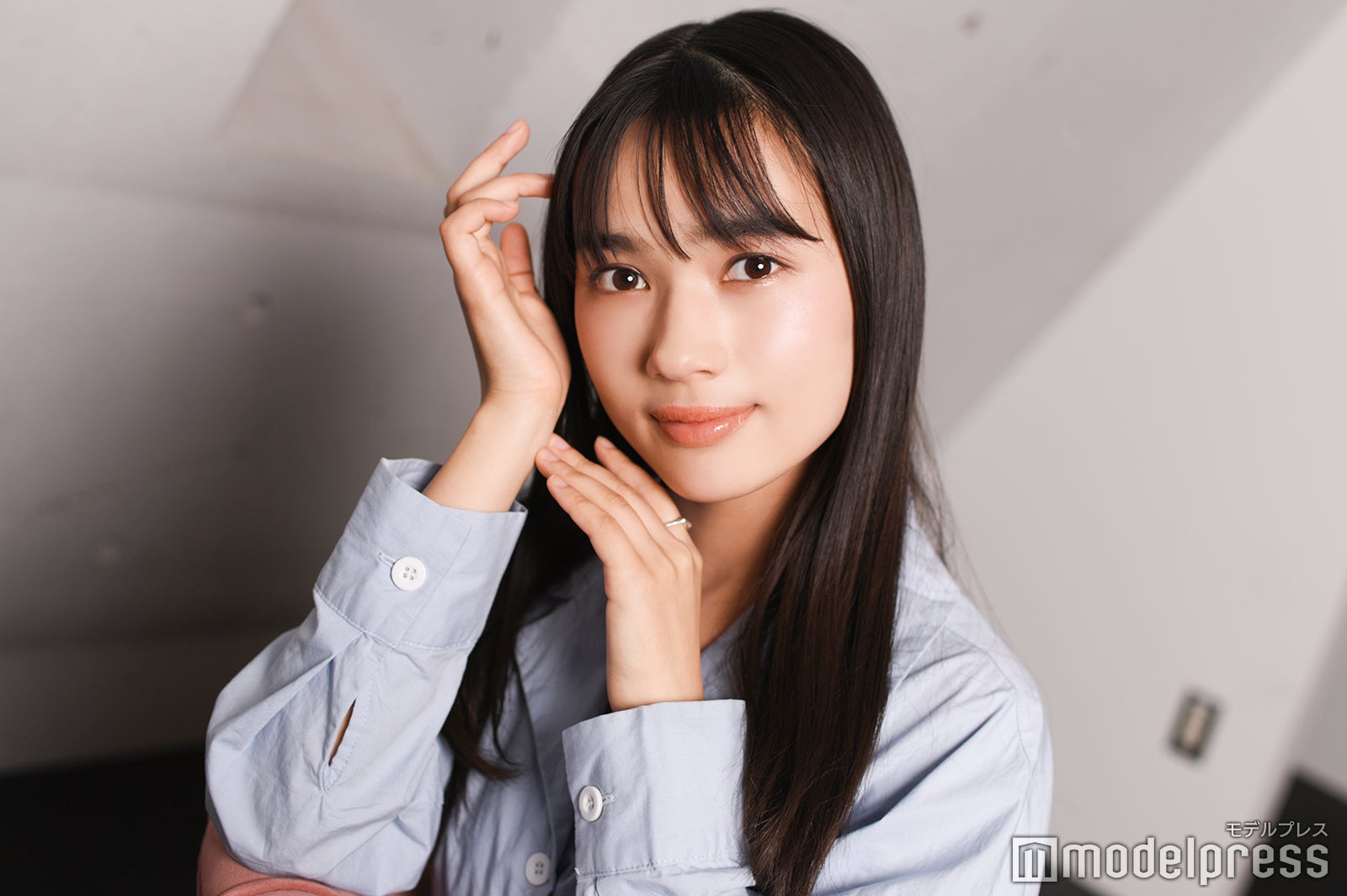 新井舞良（C）モデルプレス