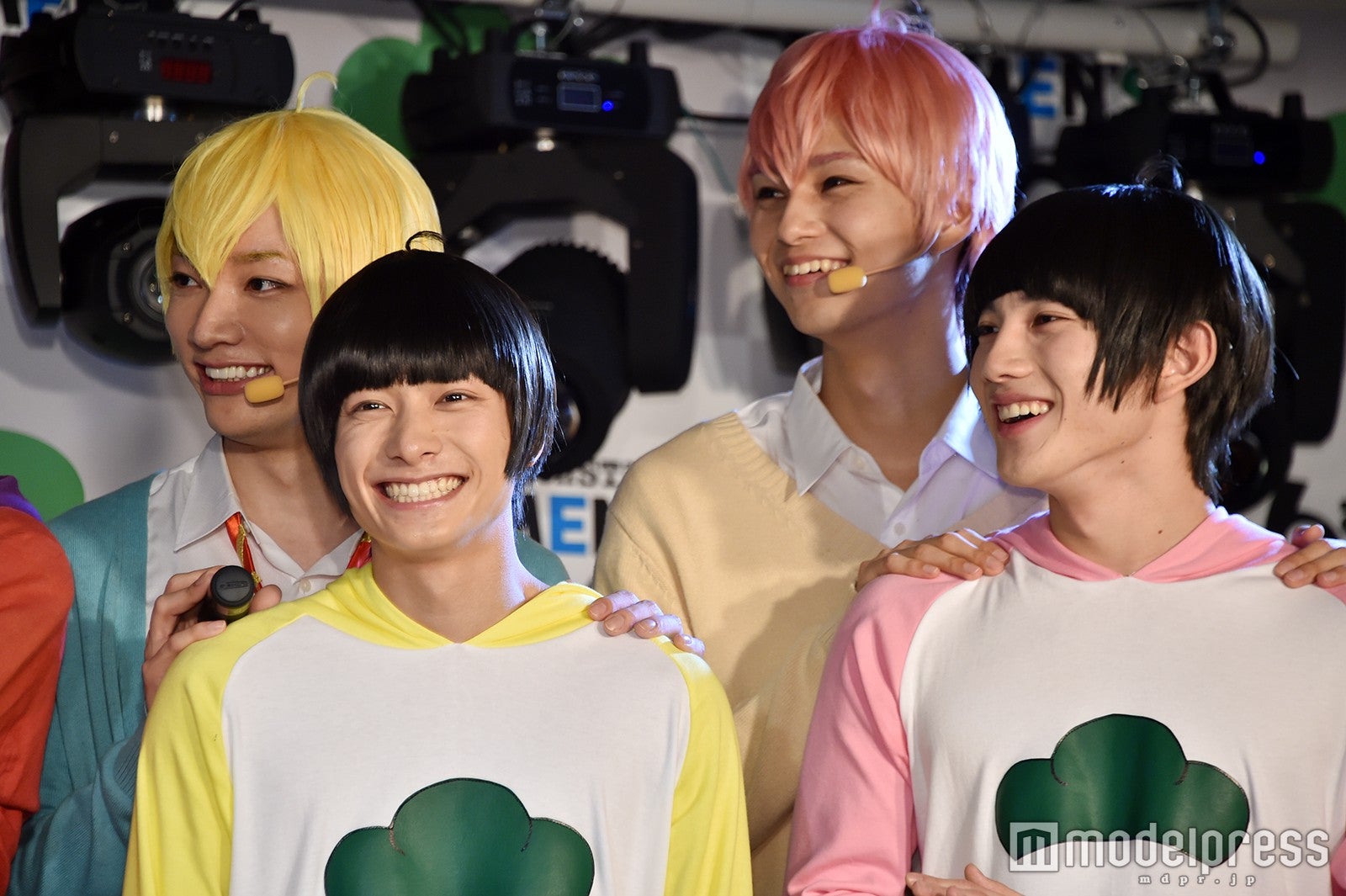 “W十四松＆トド松”（C）モデルプレス