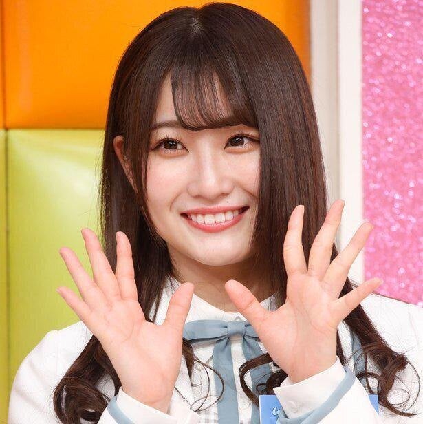 日向坂46潮紗理菜 3期生森本の絵に あ う 嬉しいです と作り笑顔 モデルプレス