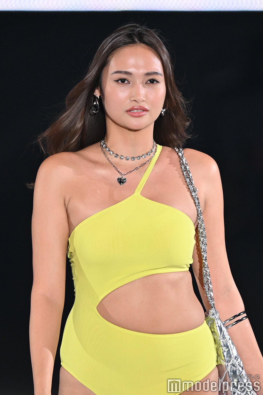 （C）モデルプレス