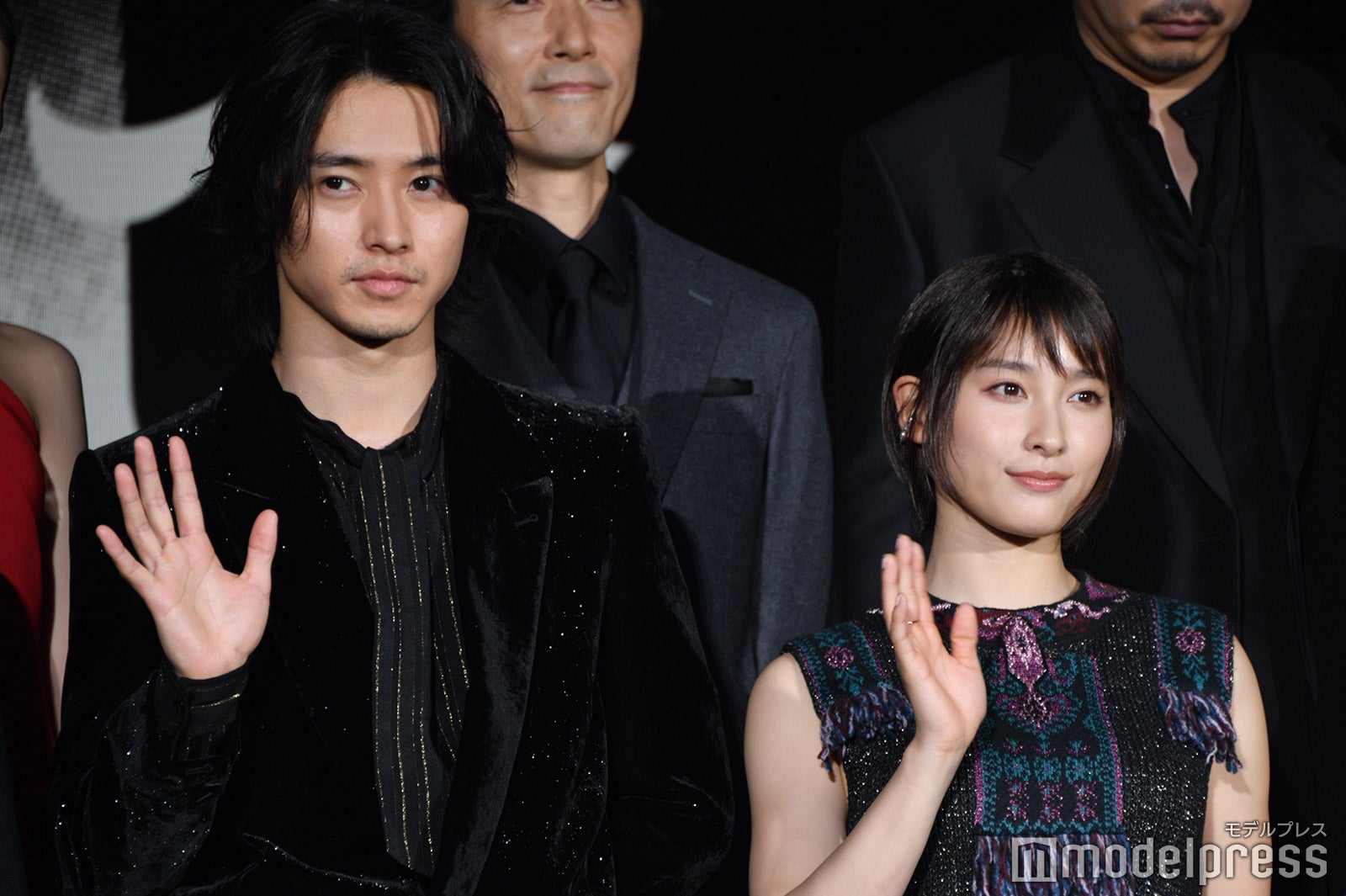 山崎賢人、土屋太鳳（C）モデルプレス