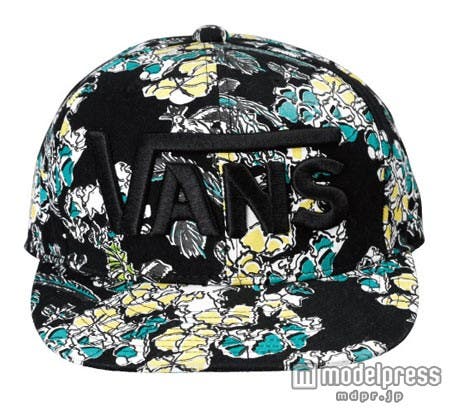 即完売となったBird in Forest柄と「VANS」のコラボキャップ