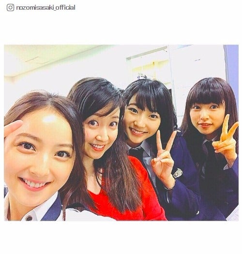 佐々木希 黒川智花 桜井日奈子 武田玲奈の4ショットに 美女だらけ 最高の空間 の声 モデルプレス 佐々木希 黒川智花 桜井日奈子 武田玲奈の4ショットに 美女だらけ 最高の空間 の声 モデルプレス