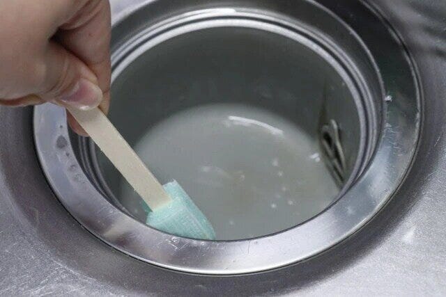 ダイソー　排水口のヌメリスッキリ棒（3本）