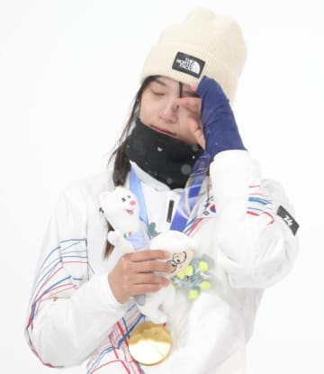 負傷→奇跡大逆転金の韓国17歳にライバルたちも脱帽 女王クロエ・キム「彼女を誇りに」16歳清水さらも「めちゃくちゃ凄い。ほんとに尊敬」