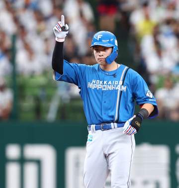 日本ハム・野村が先制適時打 1番抜てきに応える