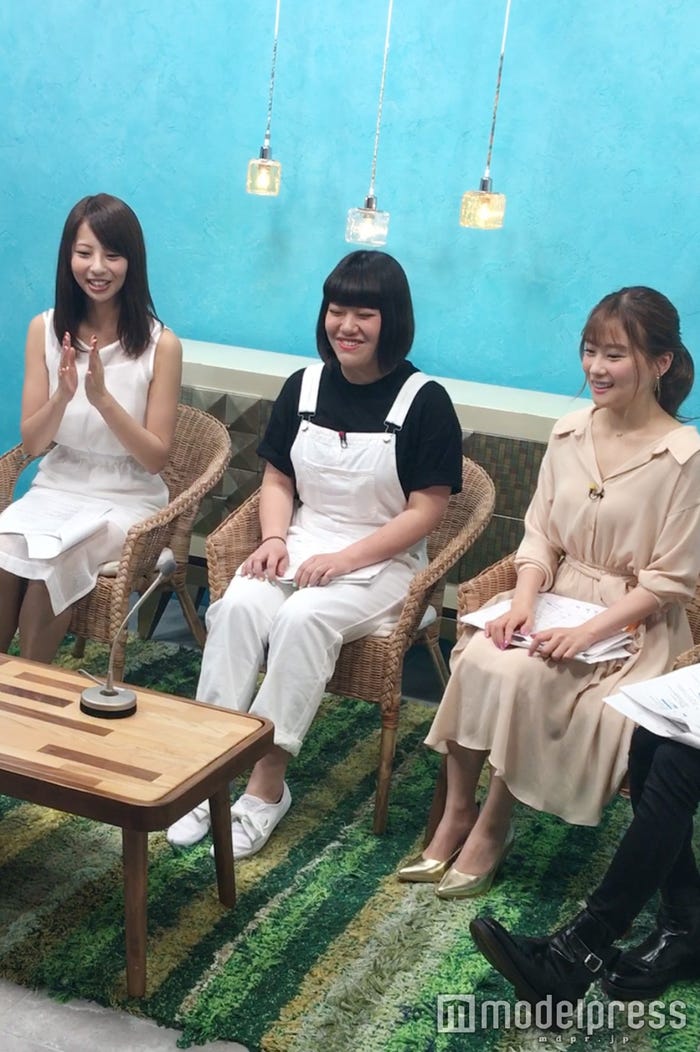 「ナナイロ~FRIDAY~」生放送の様子(C)モデルプレス