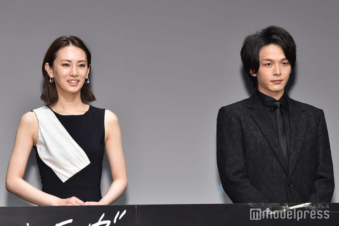 北川景子、中村倫也(C)モデルプレス